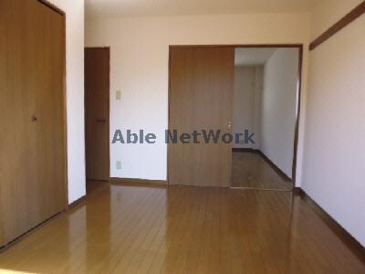 物件内観写真15　(洋室B-5)