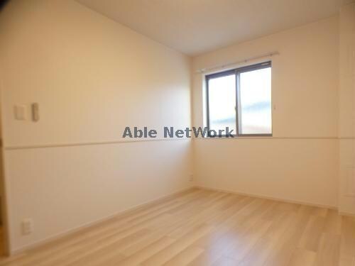 物件内観写真13　(同型タイプ)