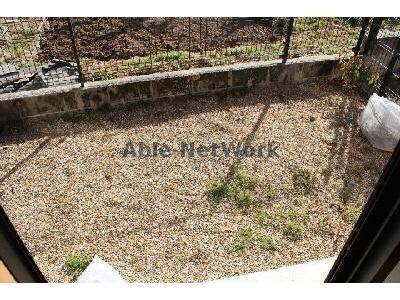 物件内観写真10　(庭1)