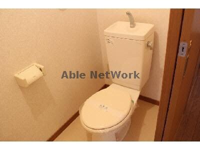 物件内観写真12　(トイレ3)