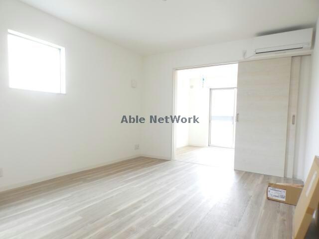 物件内観写真11　(同型タイプ)