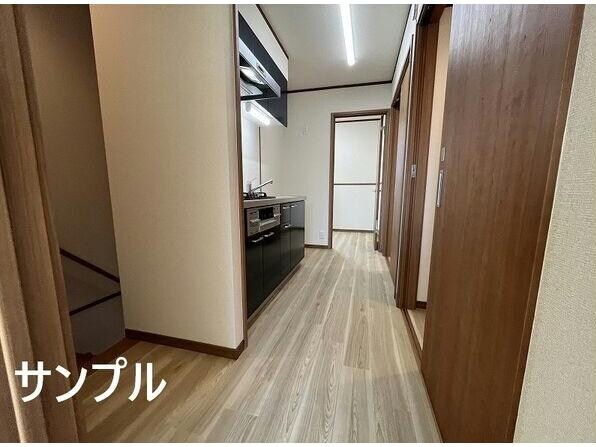 物件内観写真12　(別建物同型部屋)