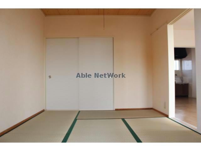 物件内観写真19　(同型タイプ)