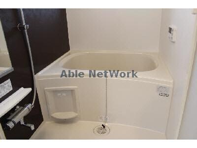 物件内観写真6　(バス同型タイプ)