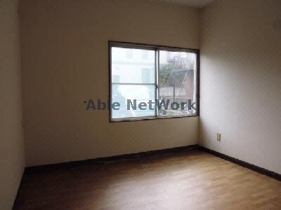 物件内観写真13　(洋室102)