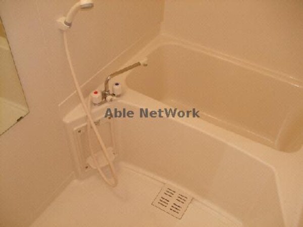 バス／シャワールーム等(同型タイプ202)