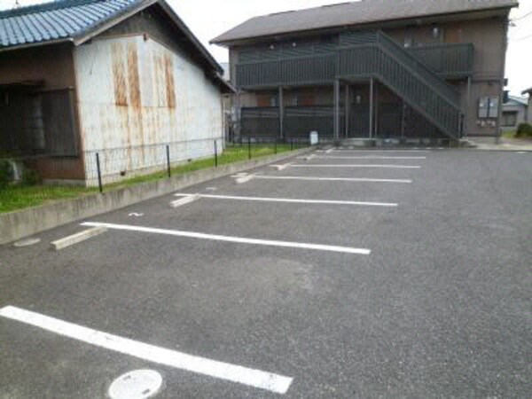 駐車場(駐車場)