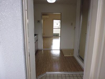 物件内観写真10　(玄関A2-2)