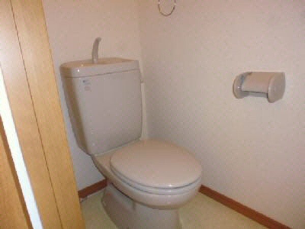 トイレ(トイレ同型)