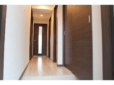 物件内観写真15　(玄関103)