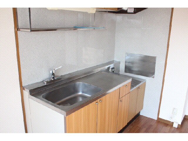 物件内観写真7　(キッチン同型201)