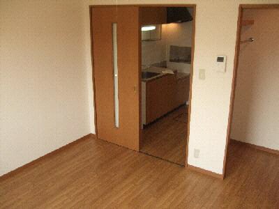 物件内観写真7　(居室210)