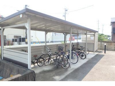 物件外観写真3　(建物設備①)