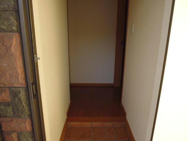 玄関回り(同型タイプ)