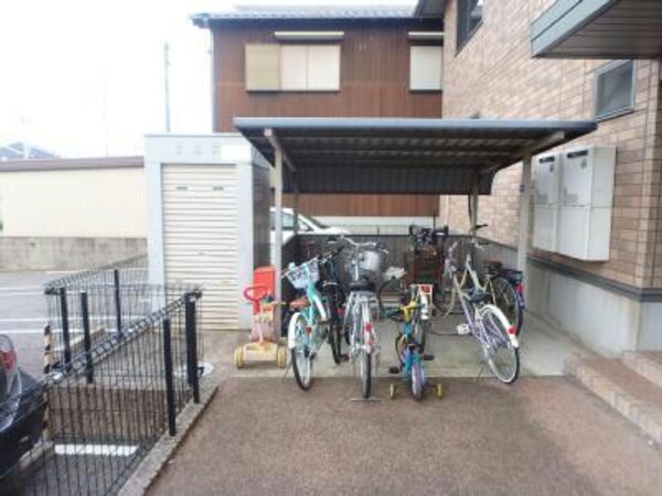 駐輪場