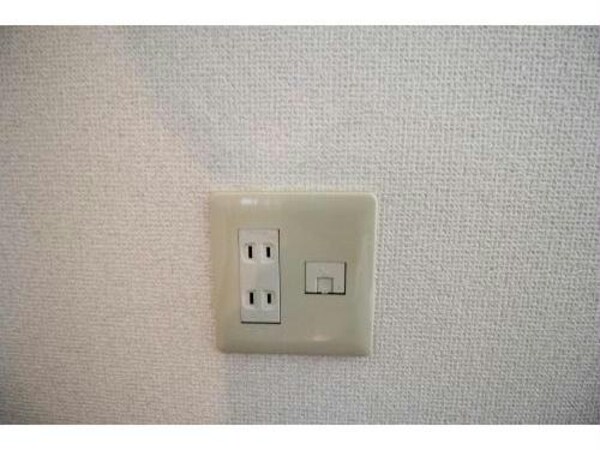 その他設備(302)