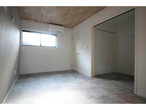 リビングダイニング(101)