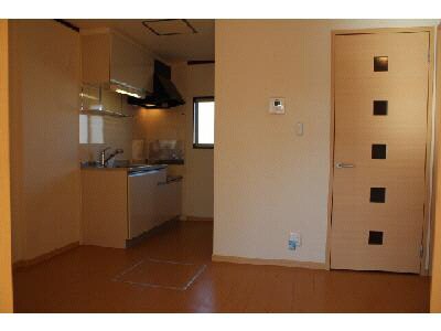 リビングダイニング(102)