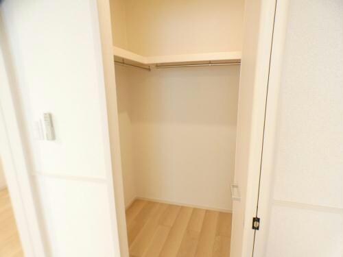 物件内観写真24　(同型タイプ)