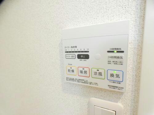 物件内観写真32　(同型タイプ)