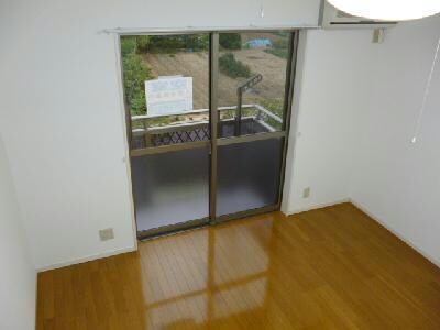 物件内観写真13　(別室)