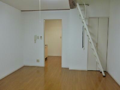 物件内観写真14　(別室)