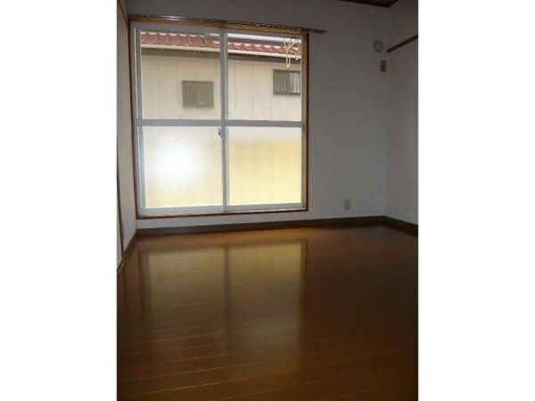 リビングダイニング(同型102)