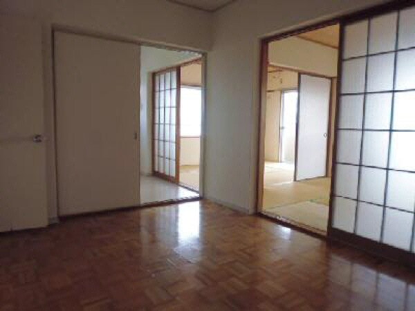 居室(洋室306)