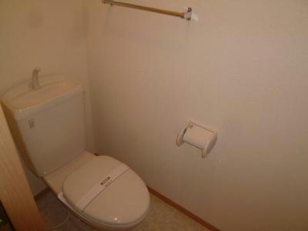 トイレ(別部屋)
