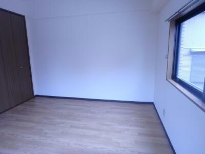 物件内観写真11　(洋室　103)