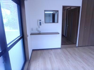 物件内観写真13　(洋室　103)