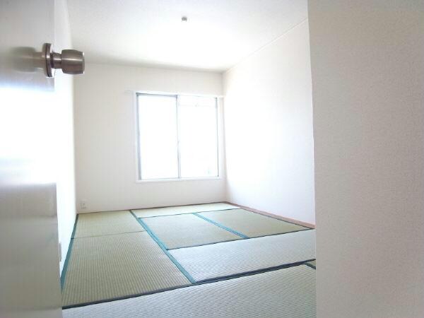 物件内観写真5　(同型タイプ)