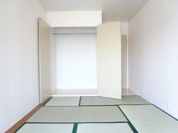 物件内観写真13　(同型タイプ)