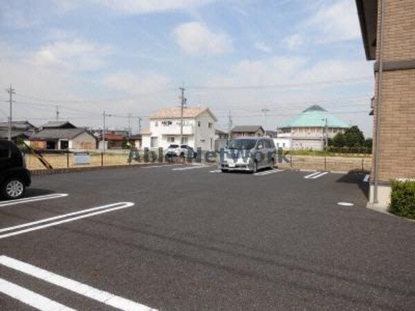 駐車場(駐車場)