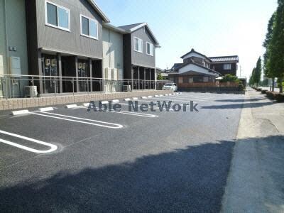 物件外観写真3　(駐車場)