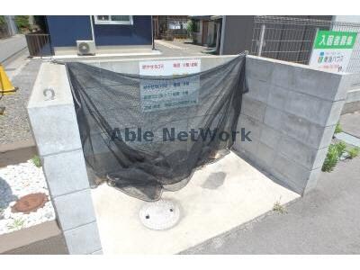 物件外観写真3　(ゴミ置場)