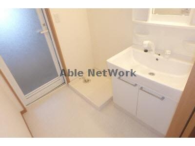 物件内観写真8　(洗面所)