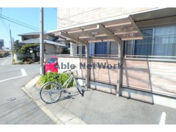 駐輪場(駐輪場)