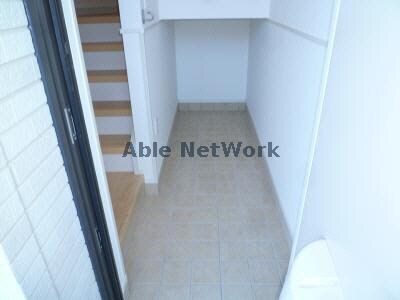 物件内観写真15　(玄関)