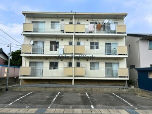 コーポ的場外観写真