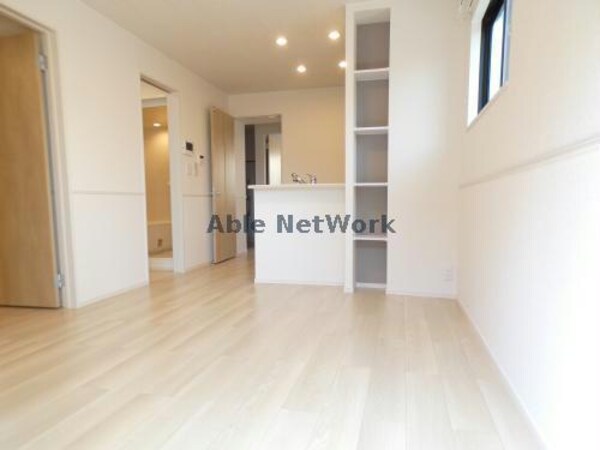 リビングダイニング(同型101)