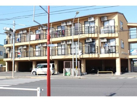 愛教マンション外観写真