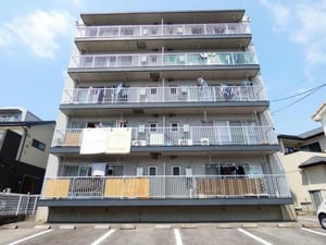 百石マンション３号館外観写真