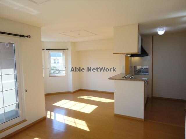 物件内観写真9　(別部屋)