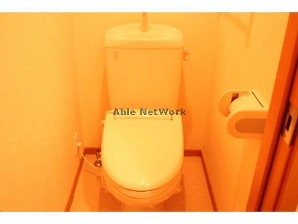 トイレ(別部屋)