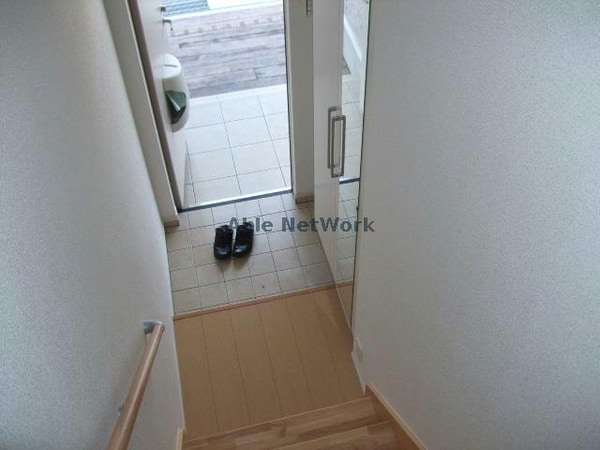 玄関回り(同型タイプ)