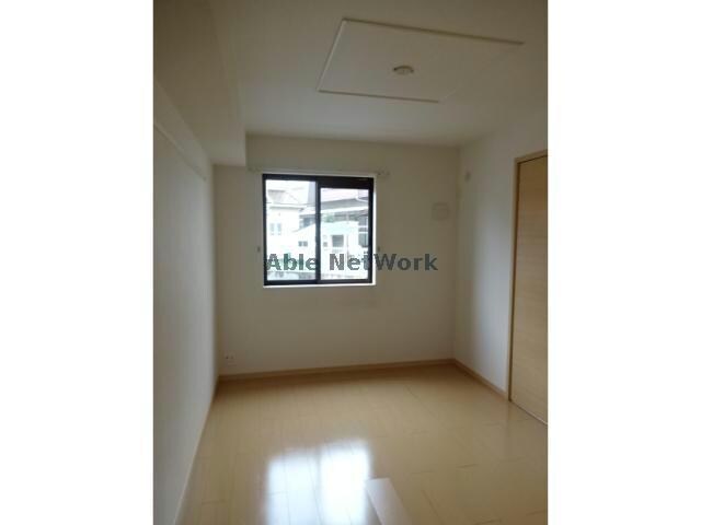 物件内観写真19　(同型タイプ)