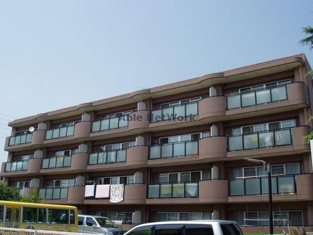 マンションリバーストーンの物件外観写真