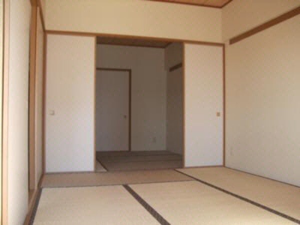 居室（その他）(和室同型203)