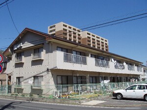 若松ハイツ外観写真